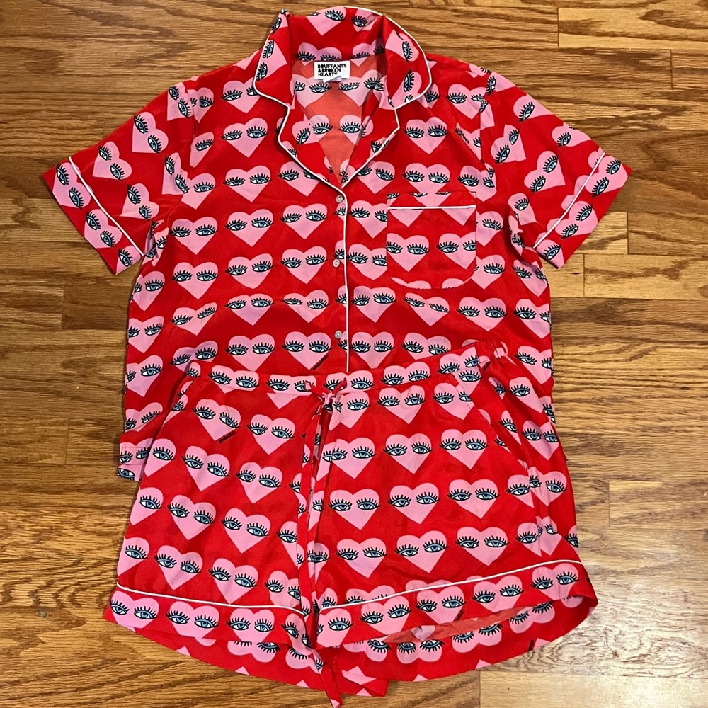 Bouffants and broken hearts pajama set heart eyes